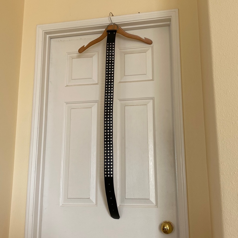 Belt - Picture 2 of 3